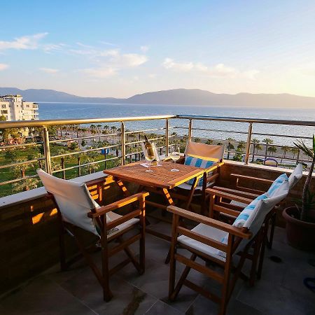 Sea Side Apartment Vlore Bagian luar foto