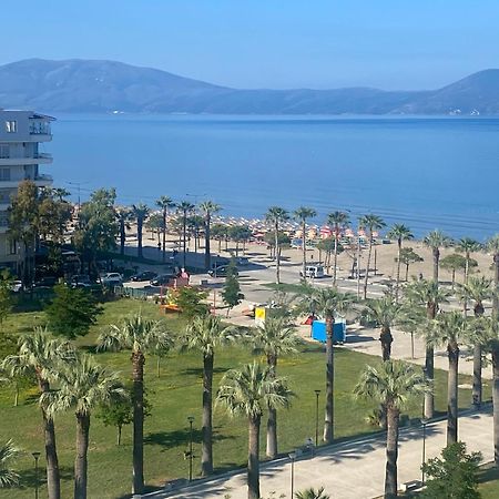 Sea Side Apartment Vlore Bagian luar foto
