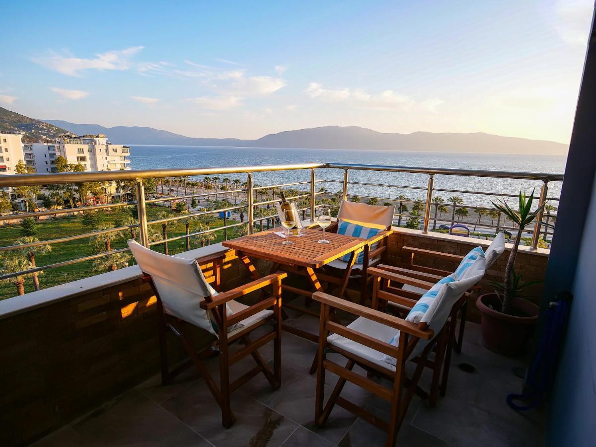 Sea Side Apartment Vlore Bagian luar foto