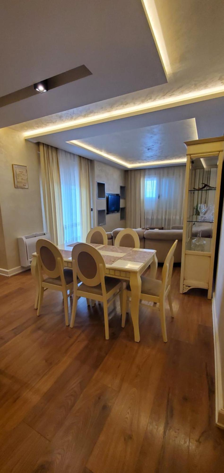 Sea Side Apartment Vlore Bagian luar foto